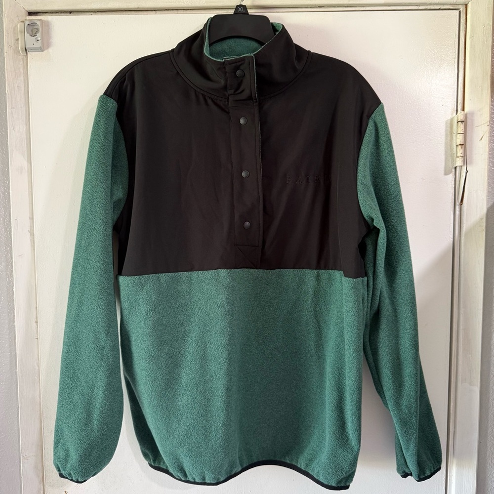 Deso Faire Westlake Snap Pullover